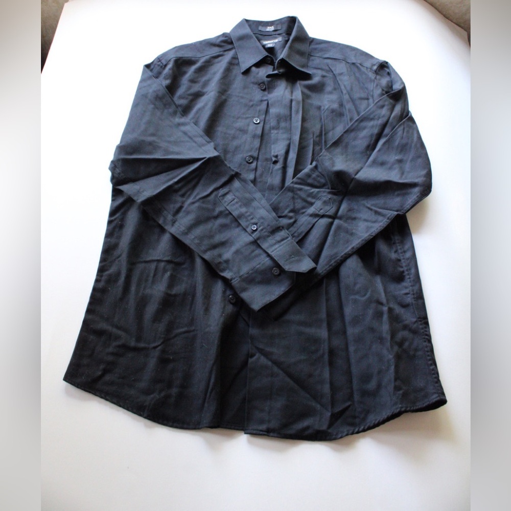 Claiborne Men’s Button Down Shirt Color:Black